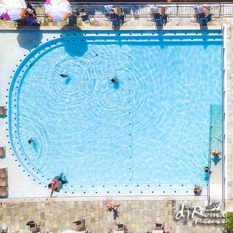 Caldas Novas - Diroma Fiori - Incluso 1 Acesso Ao Acqua Park Vulca - Oficial Екстер'єр фото
